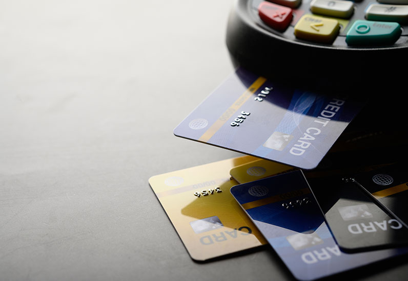 Diferencia entre tarjeta revolving y tarjeta de crédito